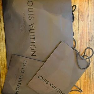 Lot 3 Louis Vuitton Paper Bags